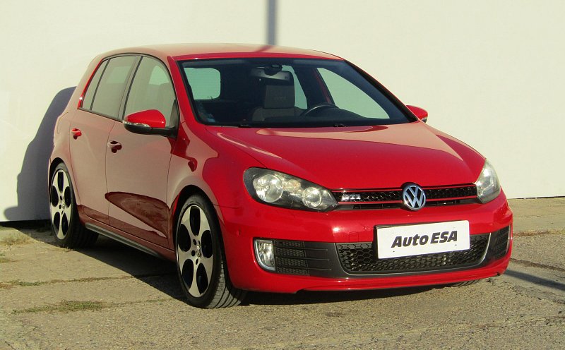 Volkswagen Golf 2.0TSi 