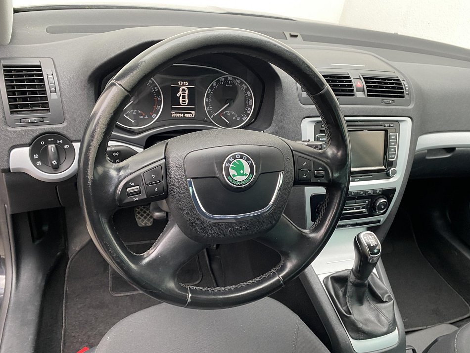 Škoda Octavia II 1.6 TDi Ambiente