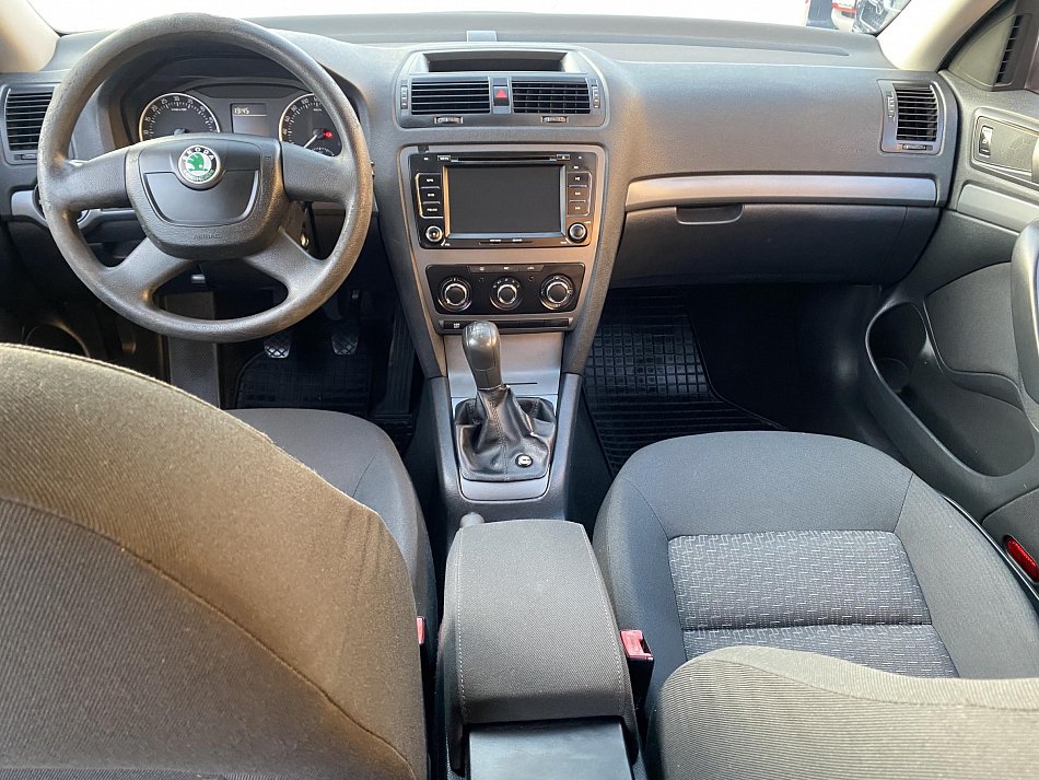 Škoda Octavia II 1.6 TDi Ambiente