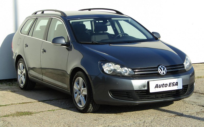 Volkswagen Golf 1.6 TDi 