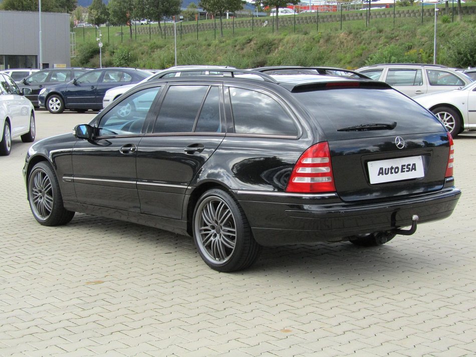 Mercedes-Benz Třída C 1.8  C180