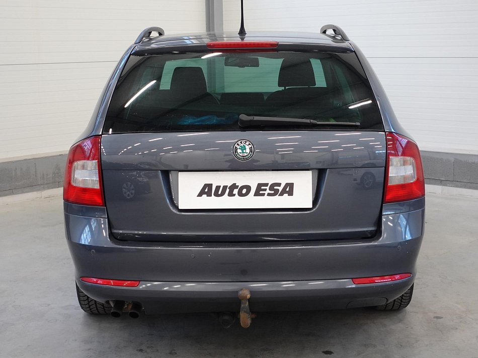 Škoda Octavia II 2.0TDi Elegance 4x4