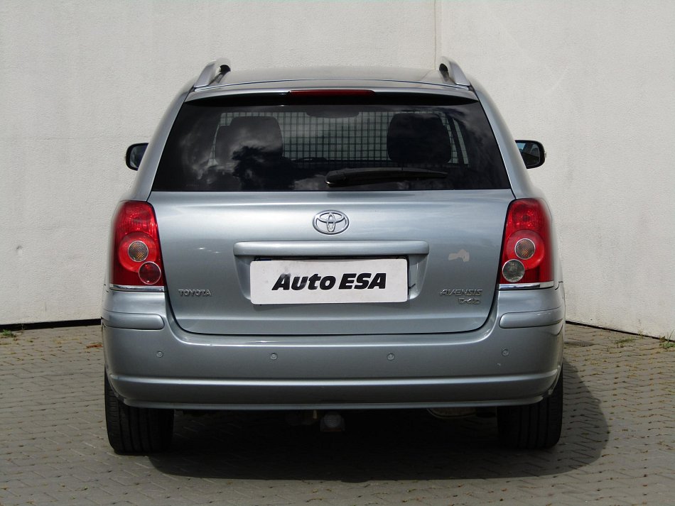 Toyota Avensis 2.2 D4D 