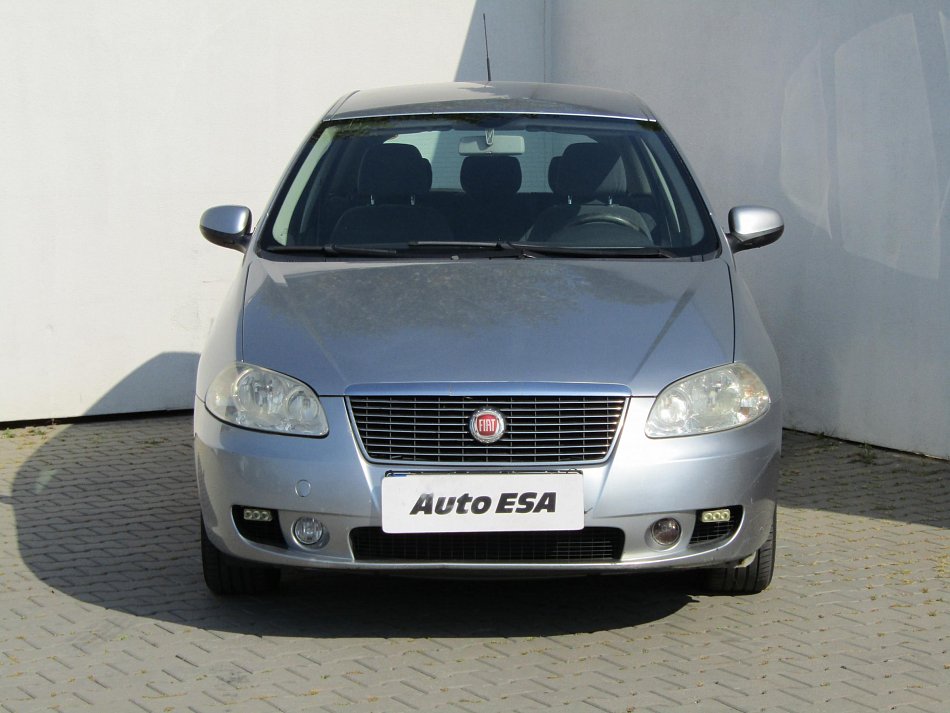 Fiat Croma 2.2i 