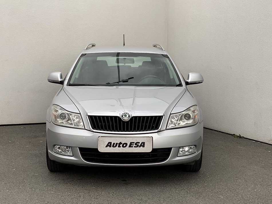 Škoda Octavia II 1.6 TDi Elegance