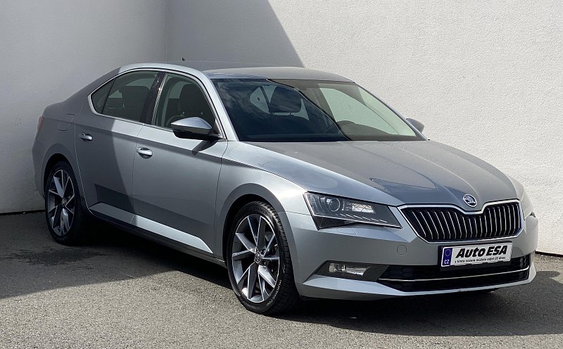 Škoda Superb III 1.8 TSI Ambition