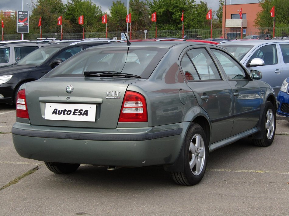 Škoda Octavia 1.6 i 