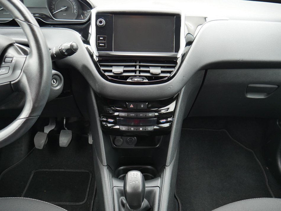 Peugeot 208 1.6HDi 