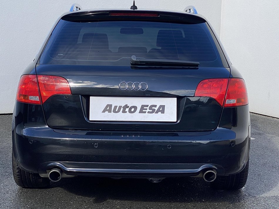 Audi A4 3.2 FSi 