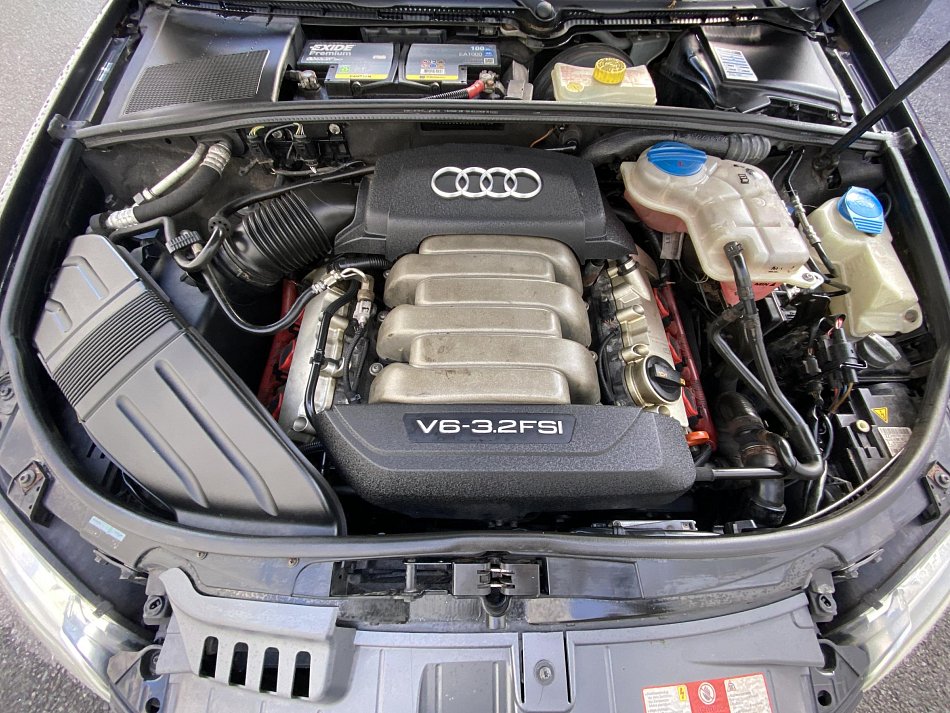 Audi A4 3.2 FSi 