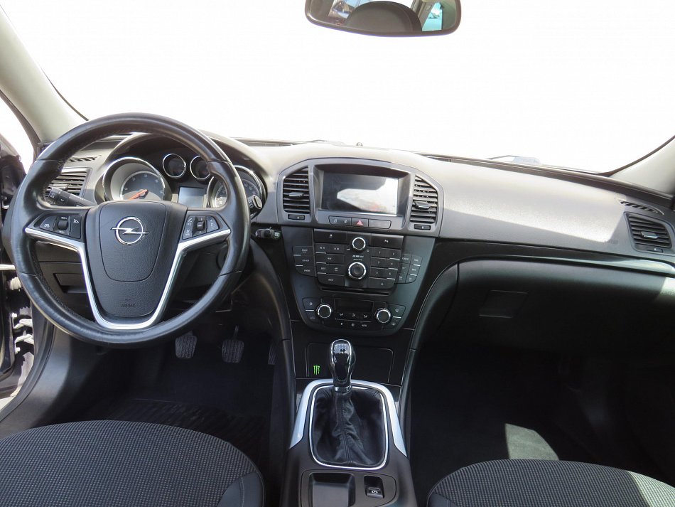 Opel Insignia 2.0TDi 