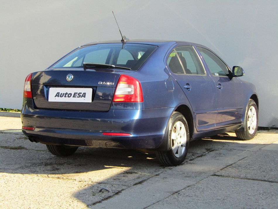 Škoda Octavia II 2.0 TDi Elegance