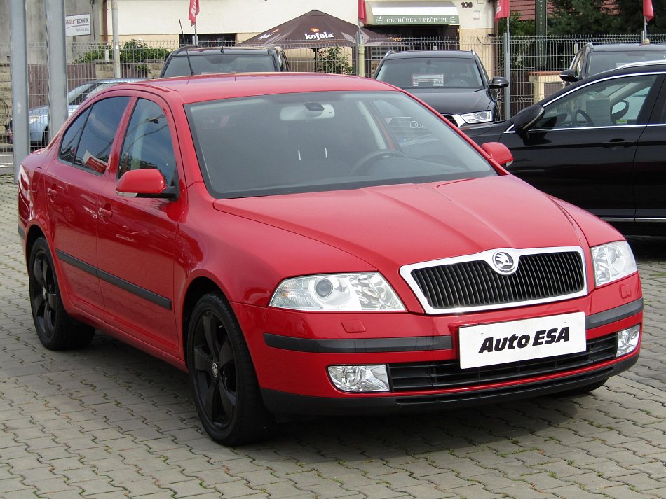 Škoda Octavia II 1.6 FSi Ambition