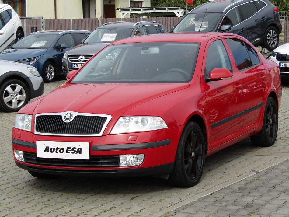 Škoda Octavia II 1.6 FSi Ambition