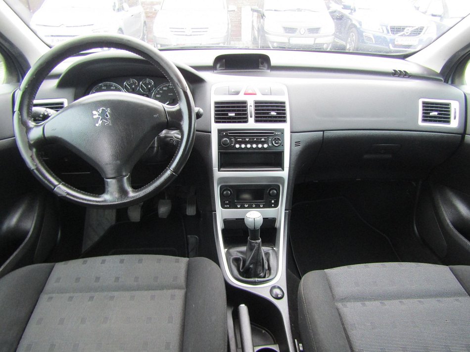 Peugeot 307 2.0i 