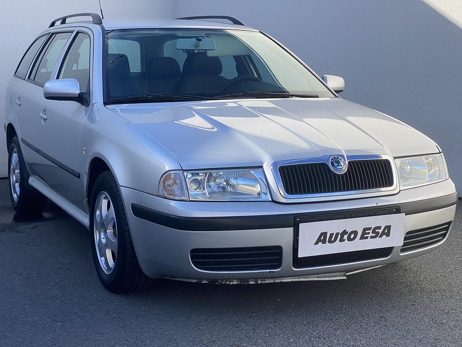 Škoda Octavia 1.6i Selection