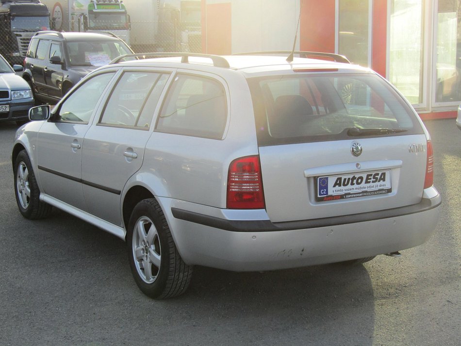 Škoda Octavia 1.6i Elegance