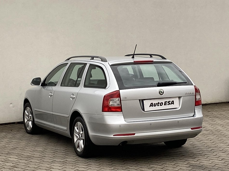 Škoda Octavia II 1.6TDi Elegance