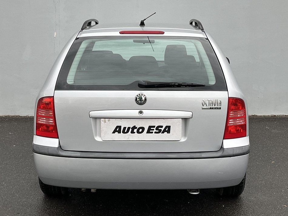 Škoda Octavia 1.6i Tour