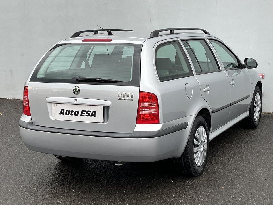 Škoda Octavia 1.6i Tour