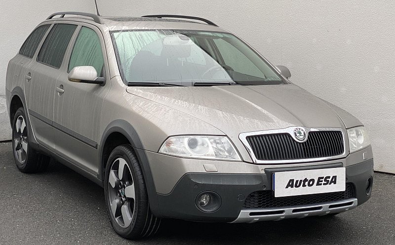 Škoda Octavia II 2.0 TDi Scout 4x4