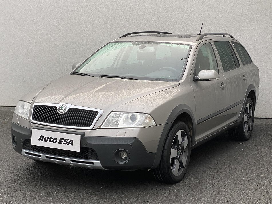 Škoda Octavia II 2.0 TDi Scout 4x4