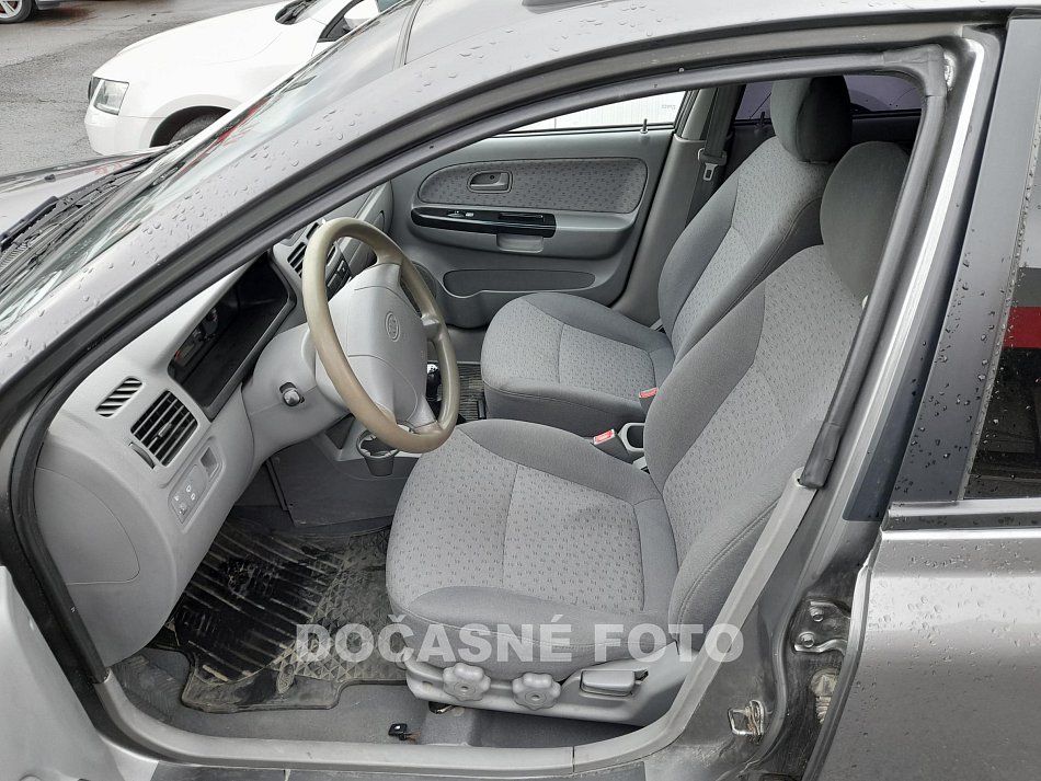 Kia Rio 1.4i 