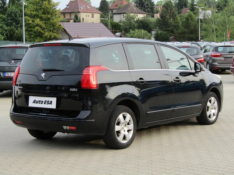 Peugeot 5008 2.0HDi 