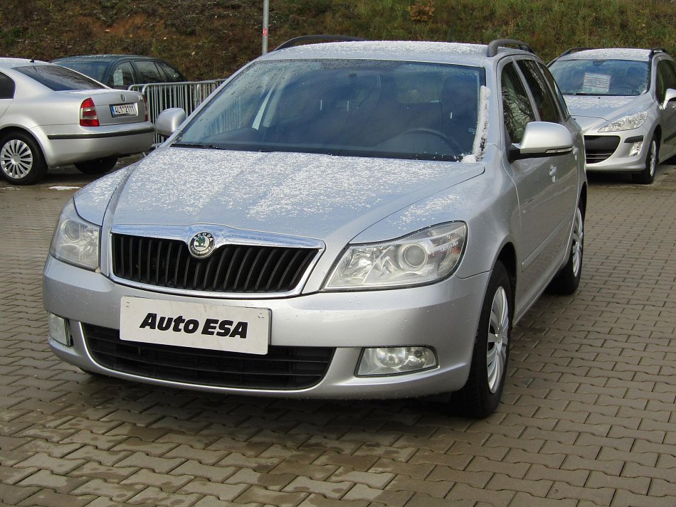 Škoda Octavia II 2.0 TDi Elegance