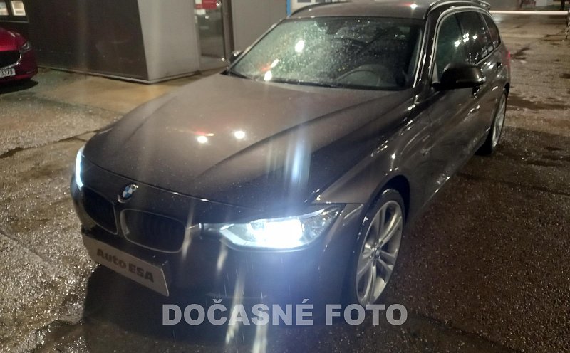 BMW Řada 3 3.0i  335i xDrive