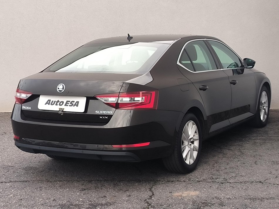 Škoda Superb III 2.0 TDi Ambition 4X4