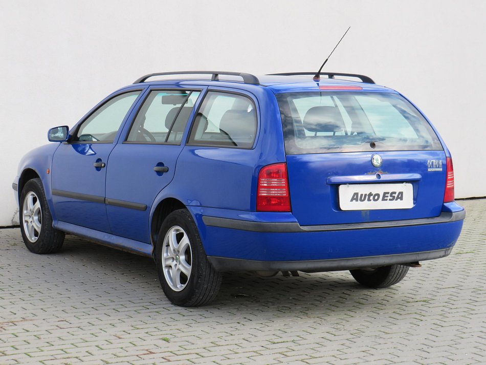 Škoda Octavia 1.6MPi SLX