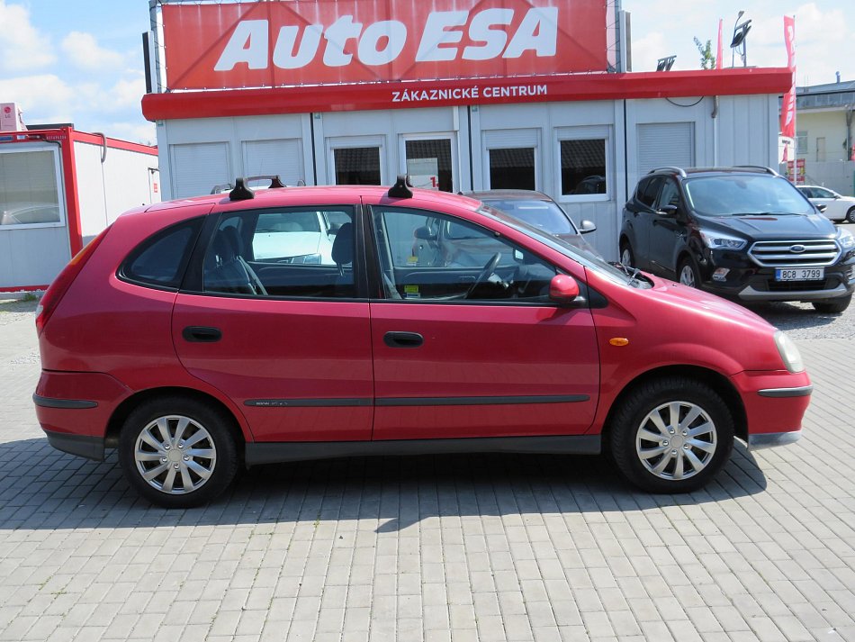 Nissan Almera Tino 1.8i 