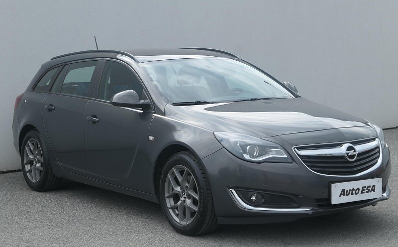 Opel Insignia 1.6CDTi 