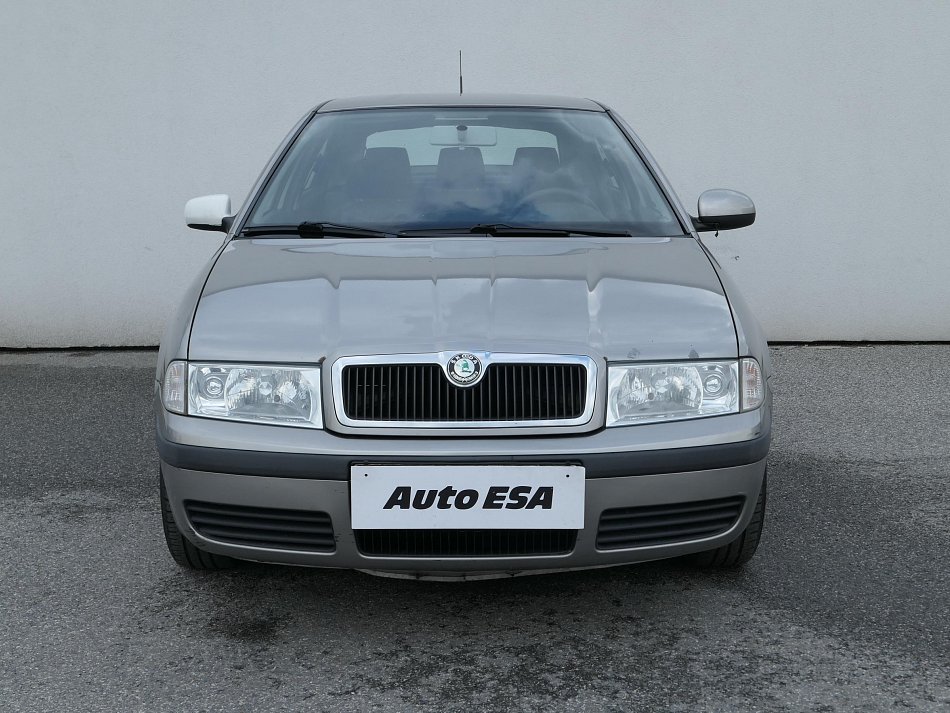 Škoda Octavia 1.6i Tour