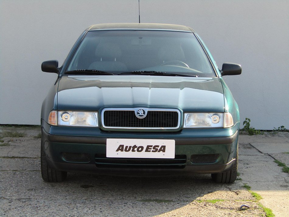 Škoda Octavia 1.6i 