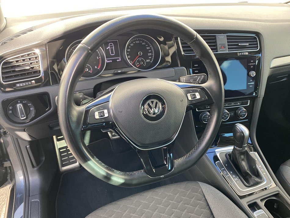 Volkswagen Golf 1.6 TDi Join