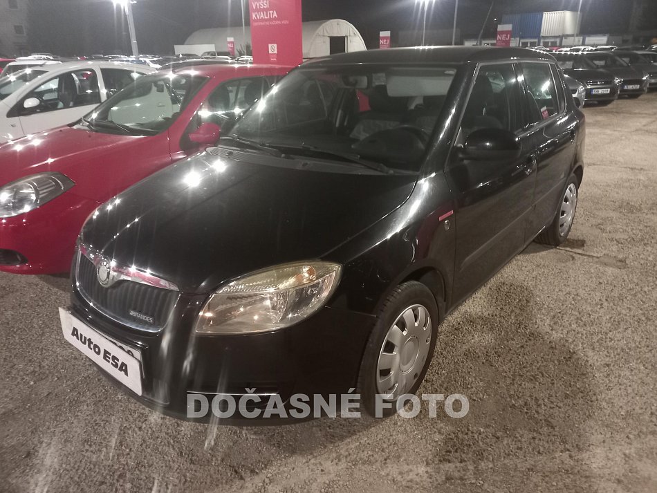 Škoda Fabia II 1.4i 16V Ambiente