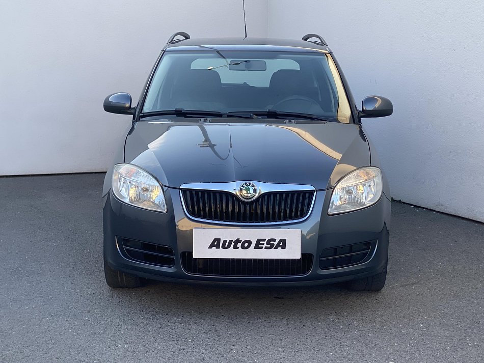 Škoda Fabia II 1.4 16V Ambiente