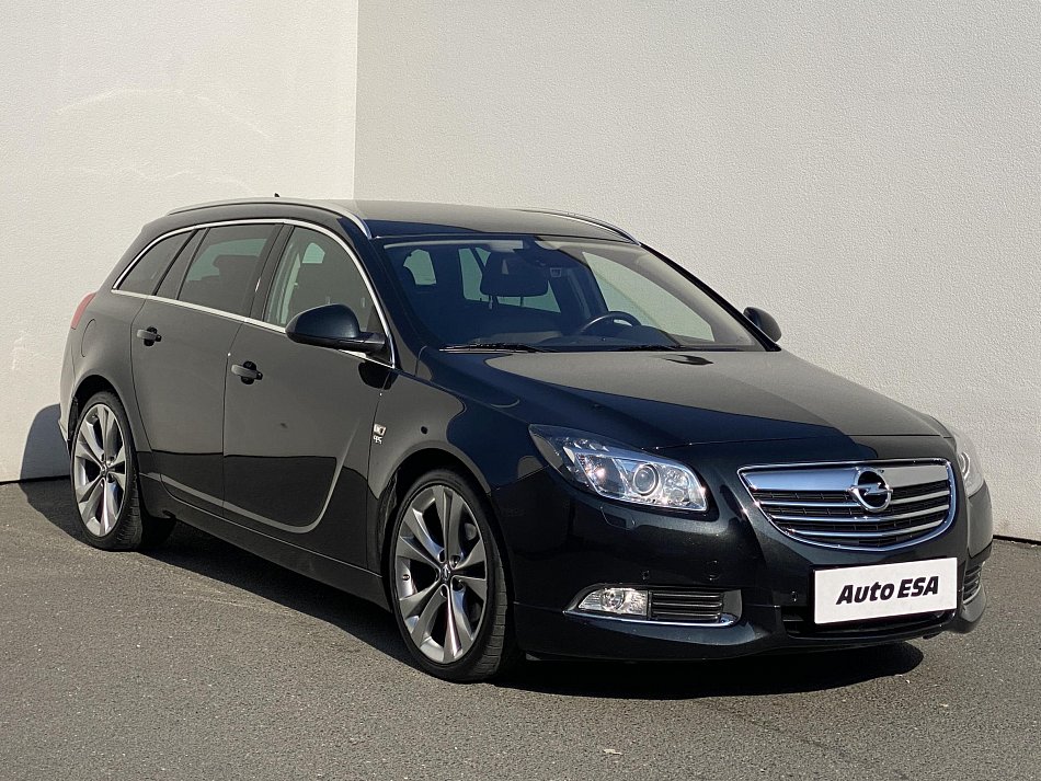 Opel Insignia 2.0 CDTi OPC line