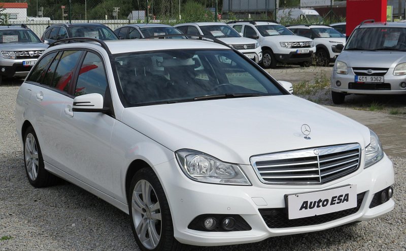 Mercedes-Benz Třída C 2.2CDi  C180