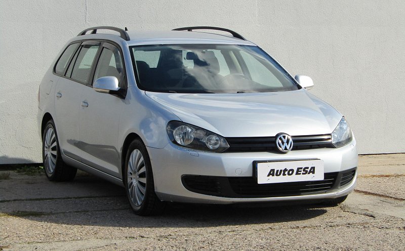 Volkswagen Golf 1.6 TDi 