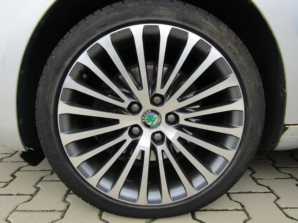 Škoda Superb II 2.0 TDi Ambiente