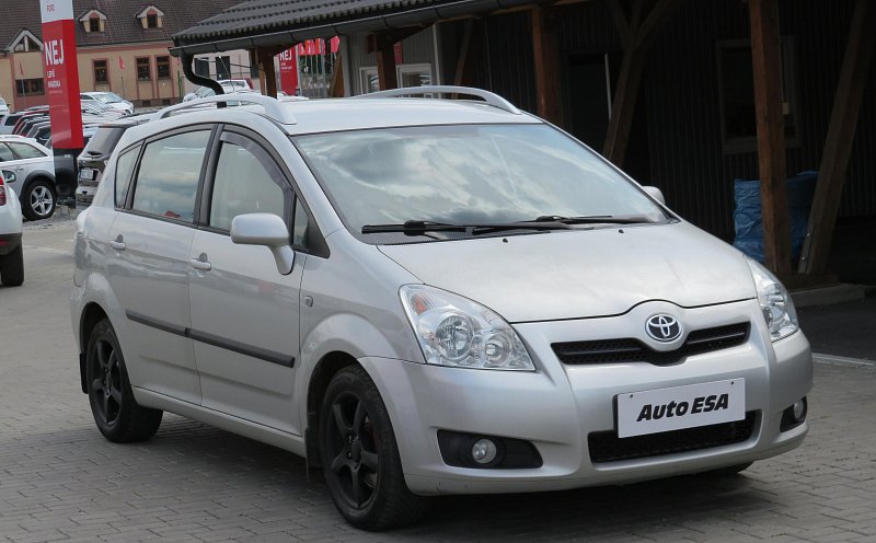 Toyota Corolla Verso 2.2 D 