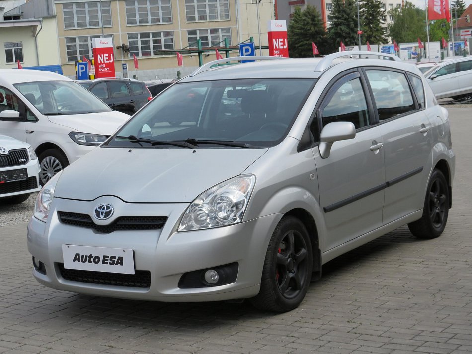 Toyota Corolla Verso 2.2 D 