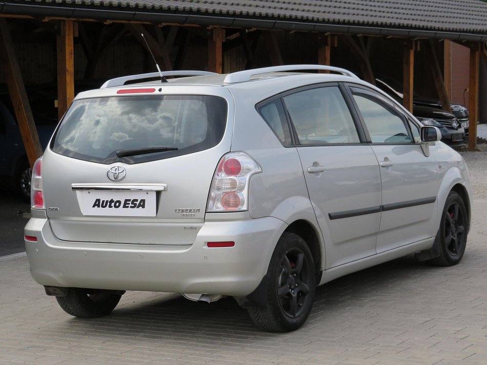 Toyota Corolla Verso 2.2 D 