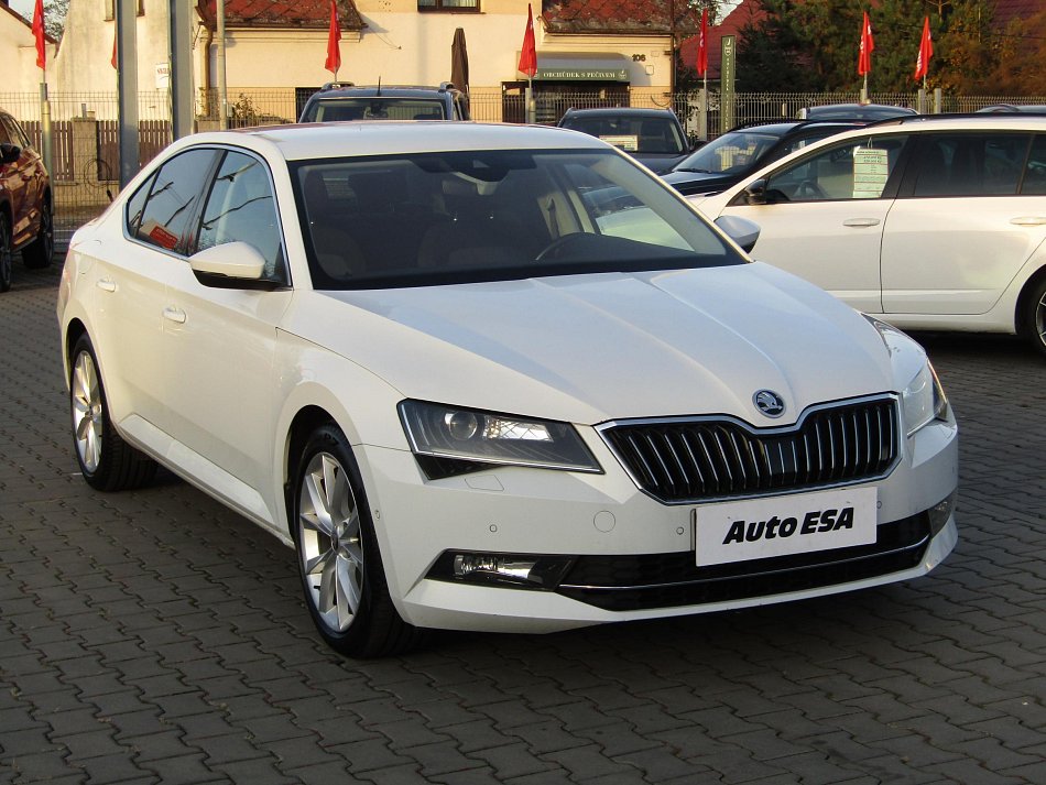 Škoda Superb III 1.4 TSi Ambition