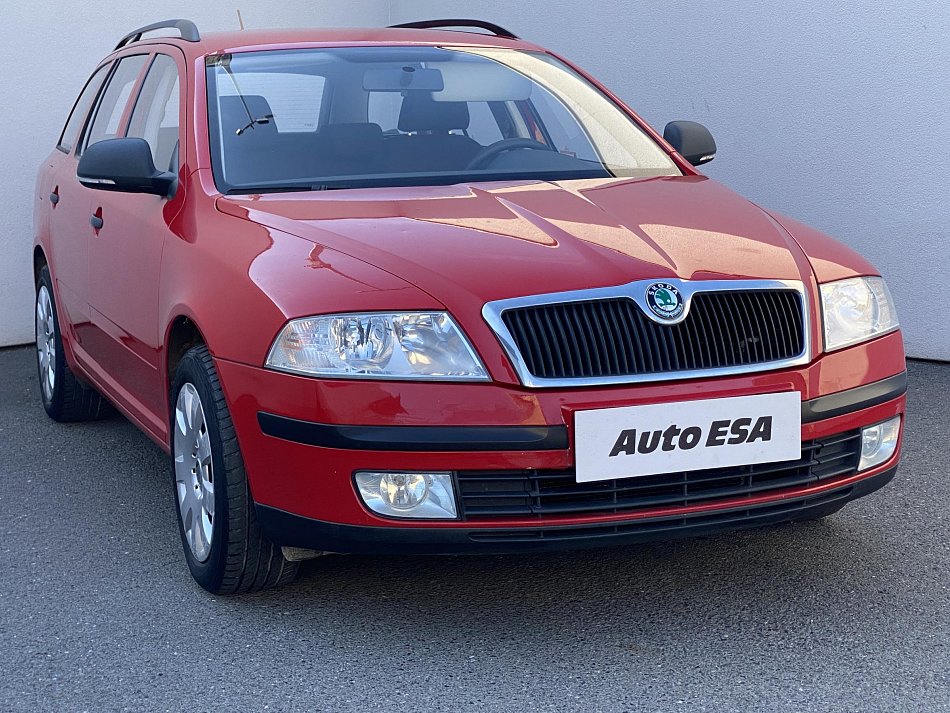 Škoda Octavia II 1.6 MPI Tour