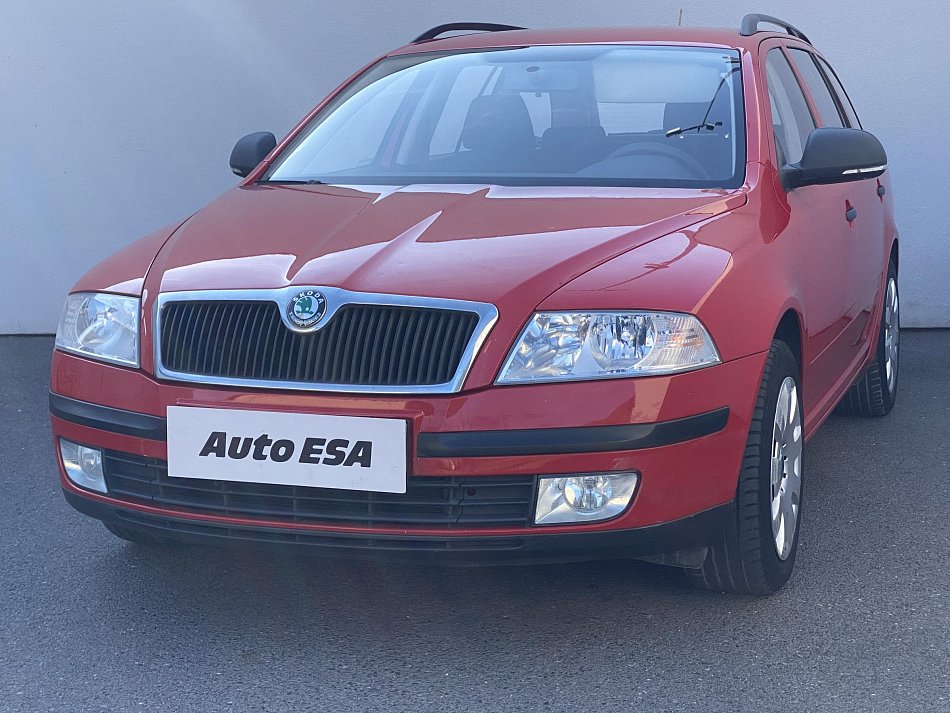 Škoda Octavia II 1.6 MPI Tour