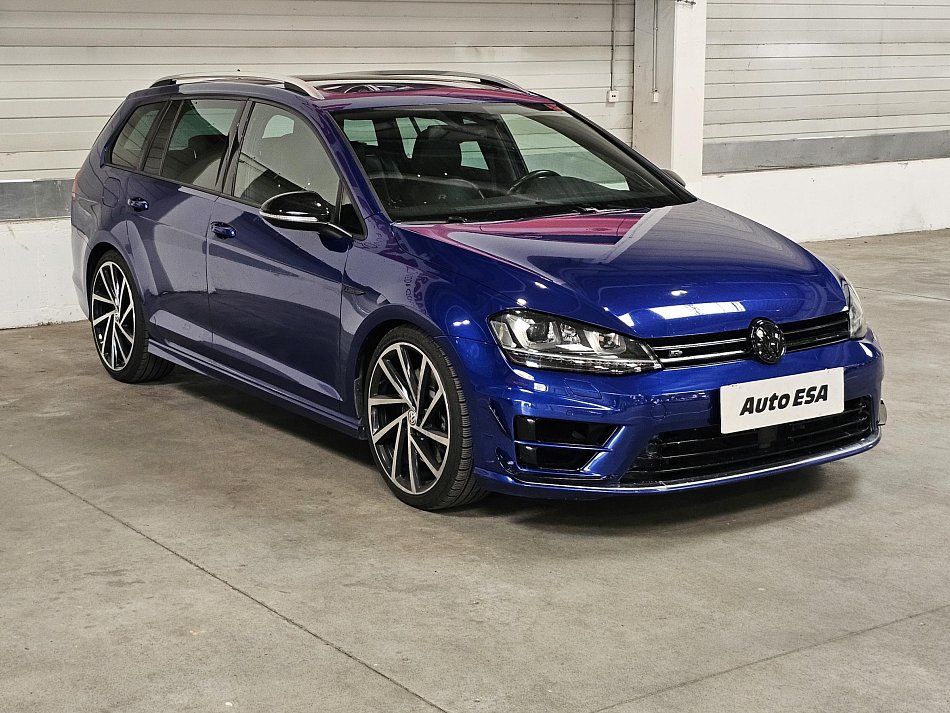 Volkswagen Golf 2.0TSi  R